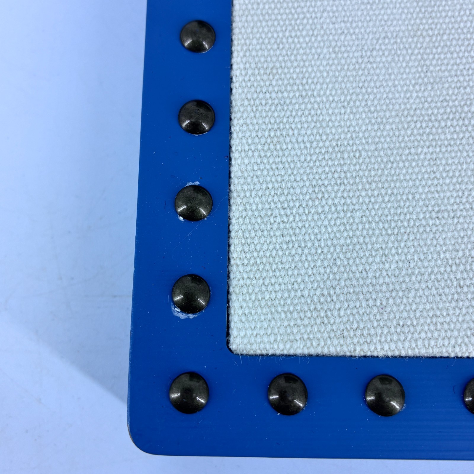 GUCCI Studded Flat Back Countertop Retail Display Blue White 8.5″W x 8″H x 9″L