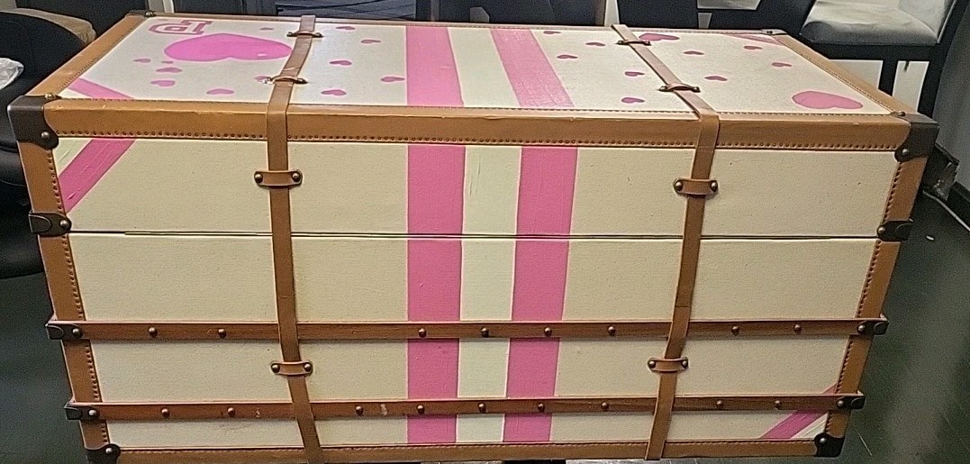 Rare Victorias Secret Oversized Trunk Store Display Leather Belted Storage 48″