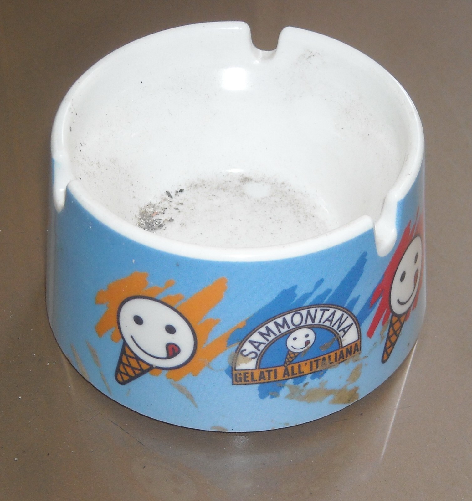 DELCIARIA-ICE CREAM-ARTISTIC ADVERTISING ASHTRAY-COLLECTIBLE