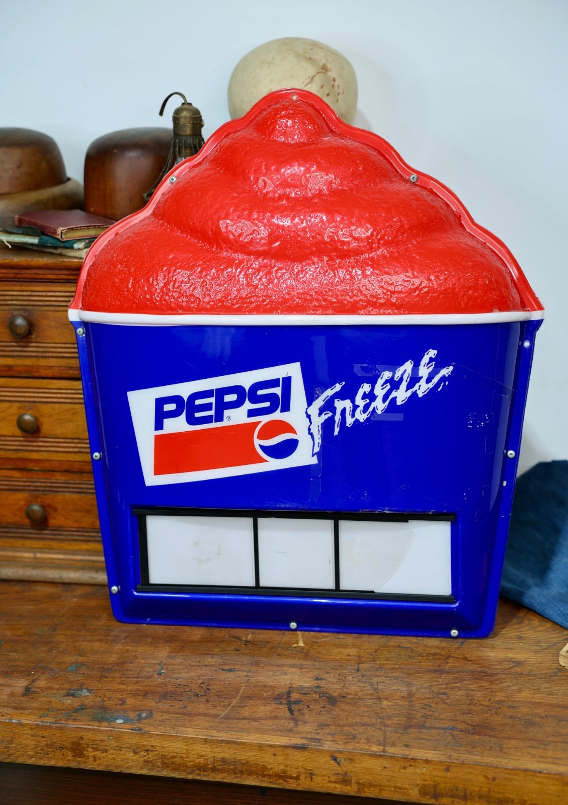 Pepsi Cola Freeze Light Up Advertising Sign Slushi Store Display Vintage