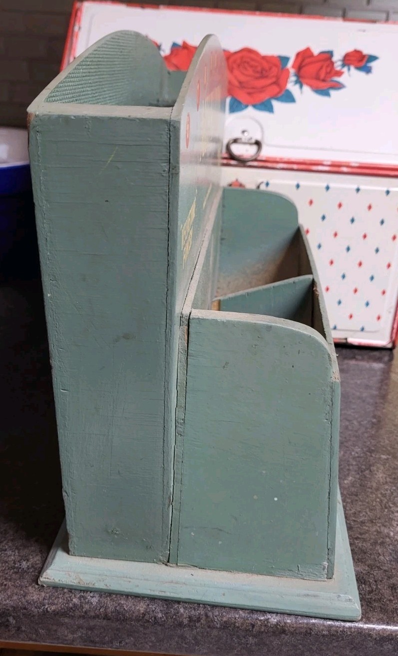 Vintage Milwards Knitting Needle Counter Top Store Display Wood 1950s 13″ Wide