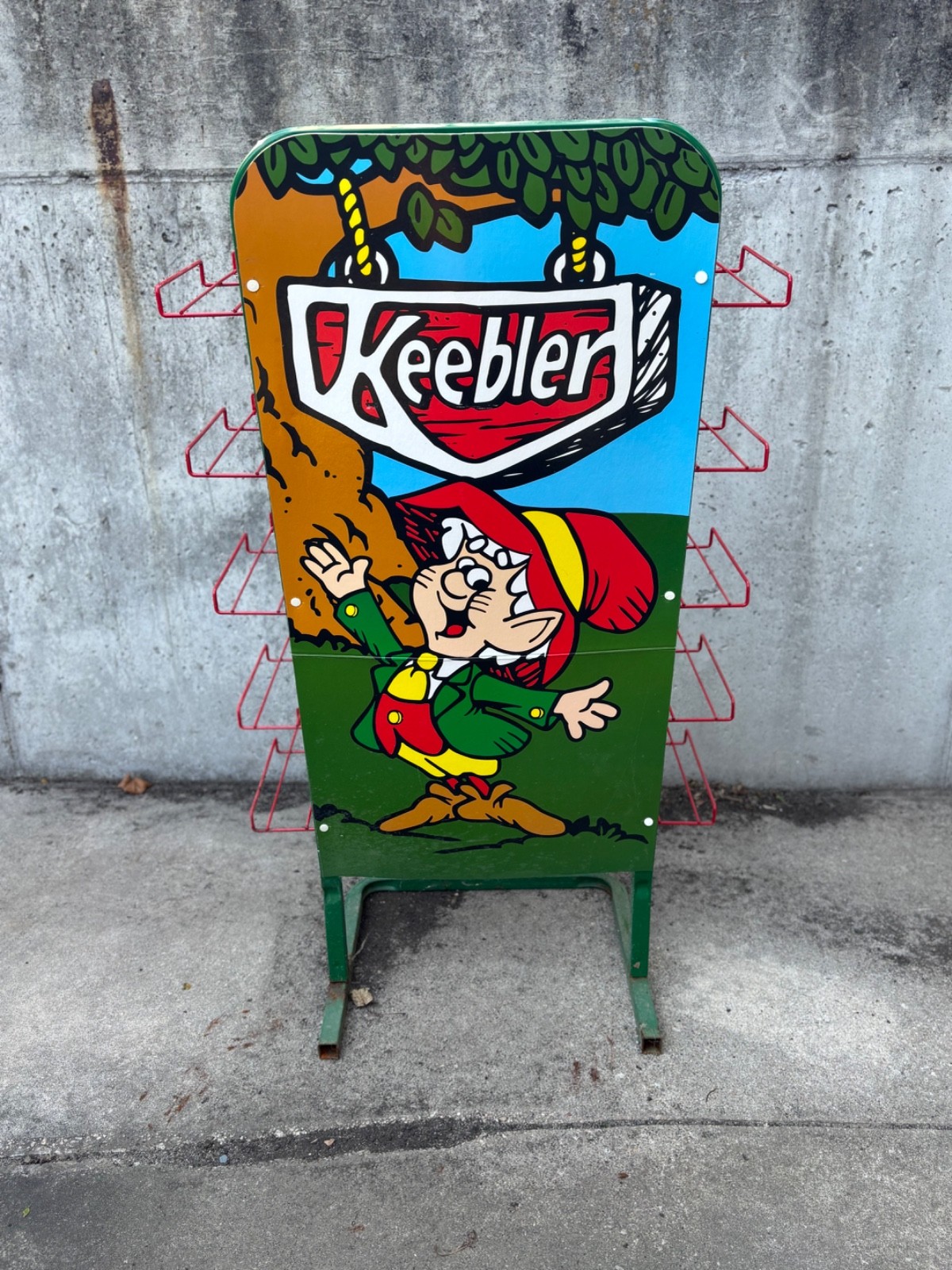 Vintage Keebler Food Display Rack. Was in basement, good condition!