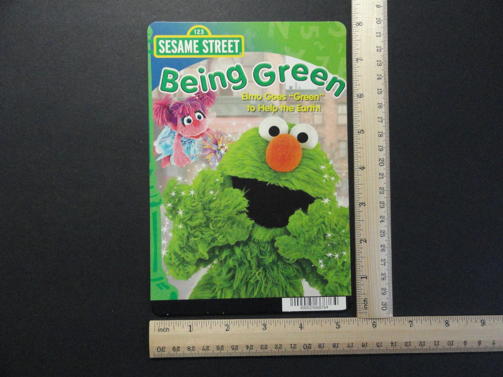 SESAME STREET BEING GREEN (ELMO) BLOCKBUSTER VIDEO BACKER CARD