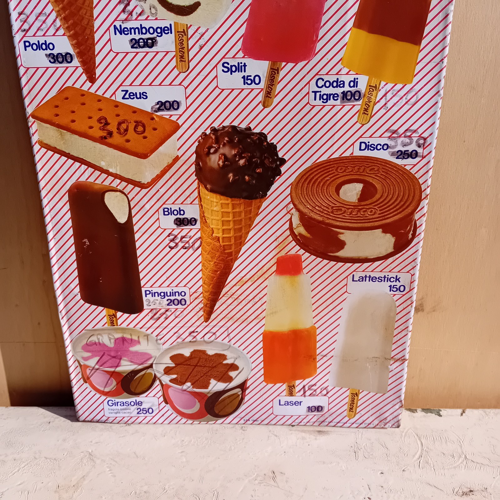Toseroni Ice Cream Table Sign
