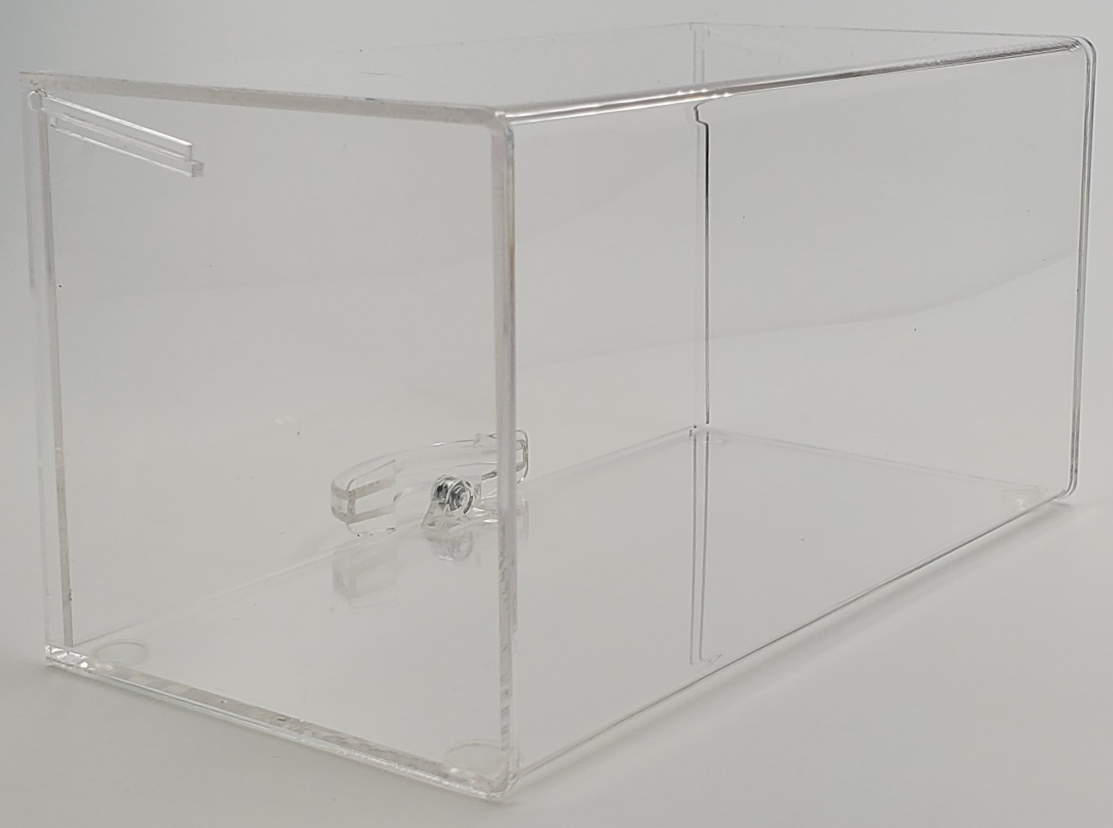 T’z Tagz New Clear Acrylic Showcase Collector Display Box Fits 10.5 x 5.5 x 5.5