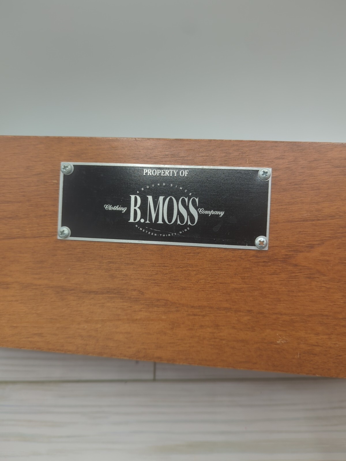 B.Moss Clothing Company Vintage Advertising Store Display Wood Caddy