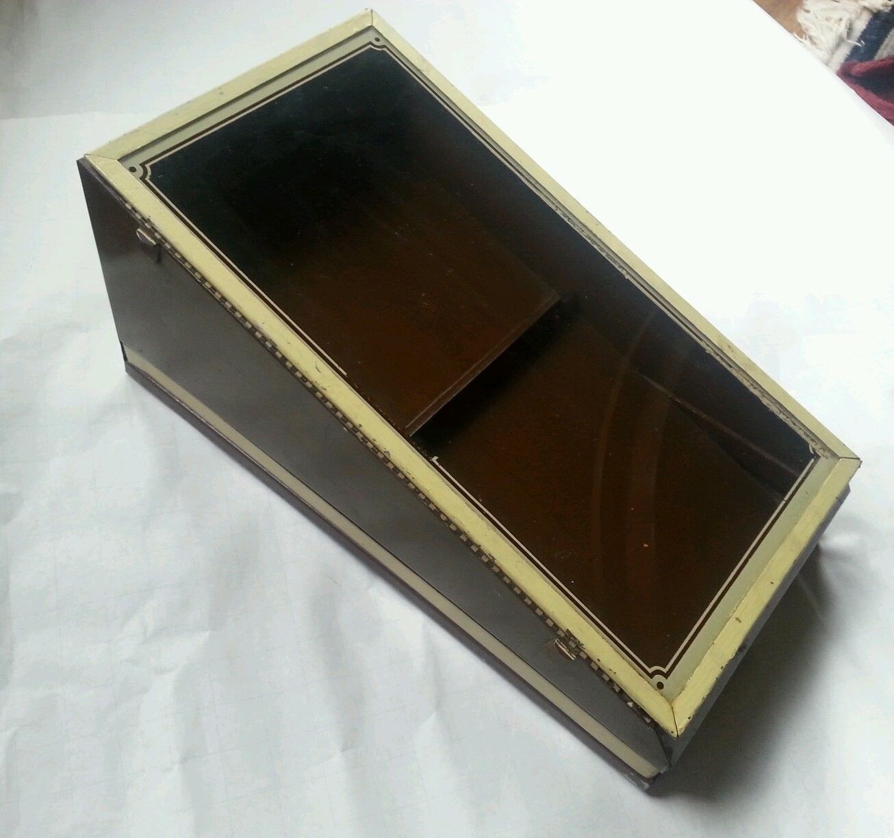Antique slanted Crystal Mfg Chicago METAL counter DISPLAY Case