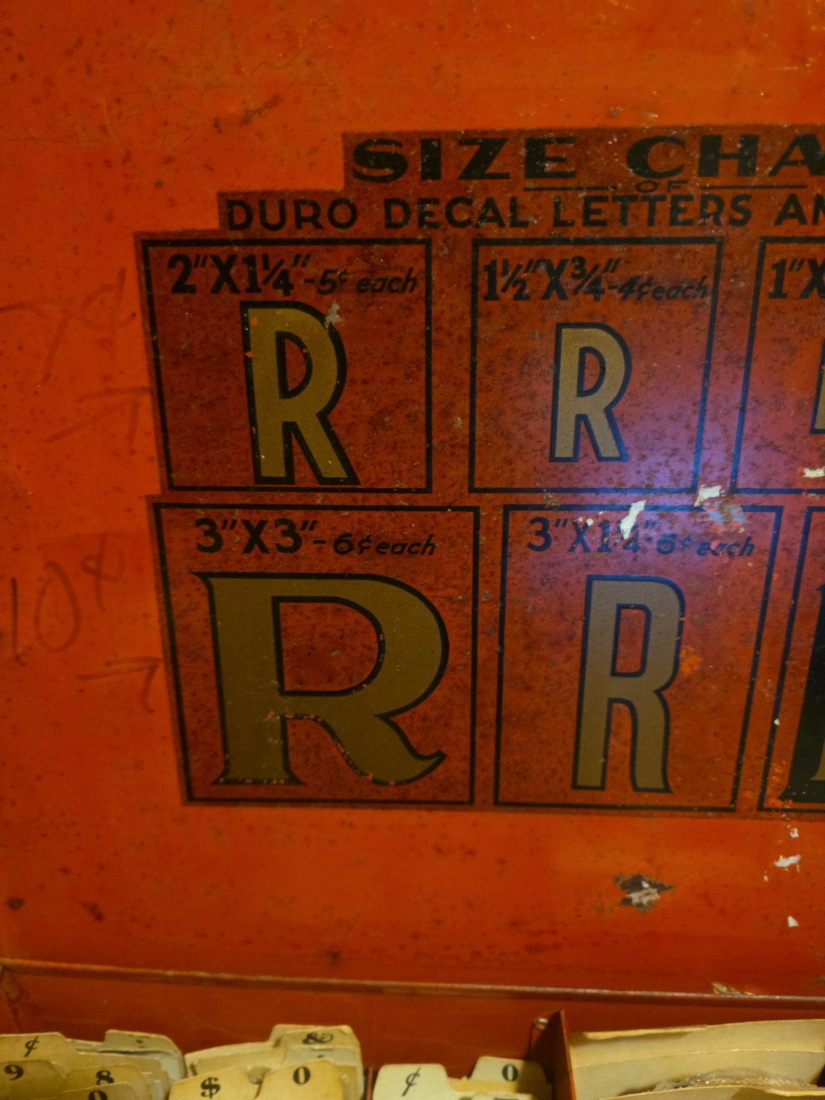 VTG DURO DISPLAY BOX W/OVER 1,000 SIGNAGE WATER TRANSFER DECALS LETTERS NUMBERS