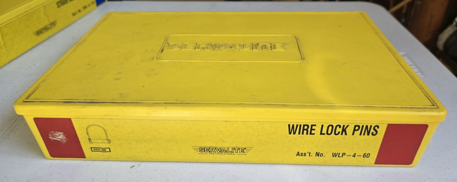 Used Large Serv-a-Lite Wire Lock Pins Storage Box Serv-a-lite Products Inc Empty