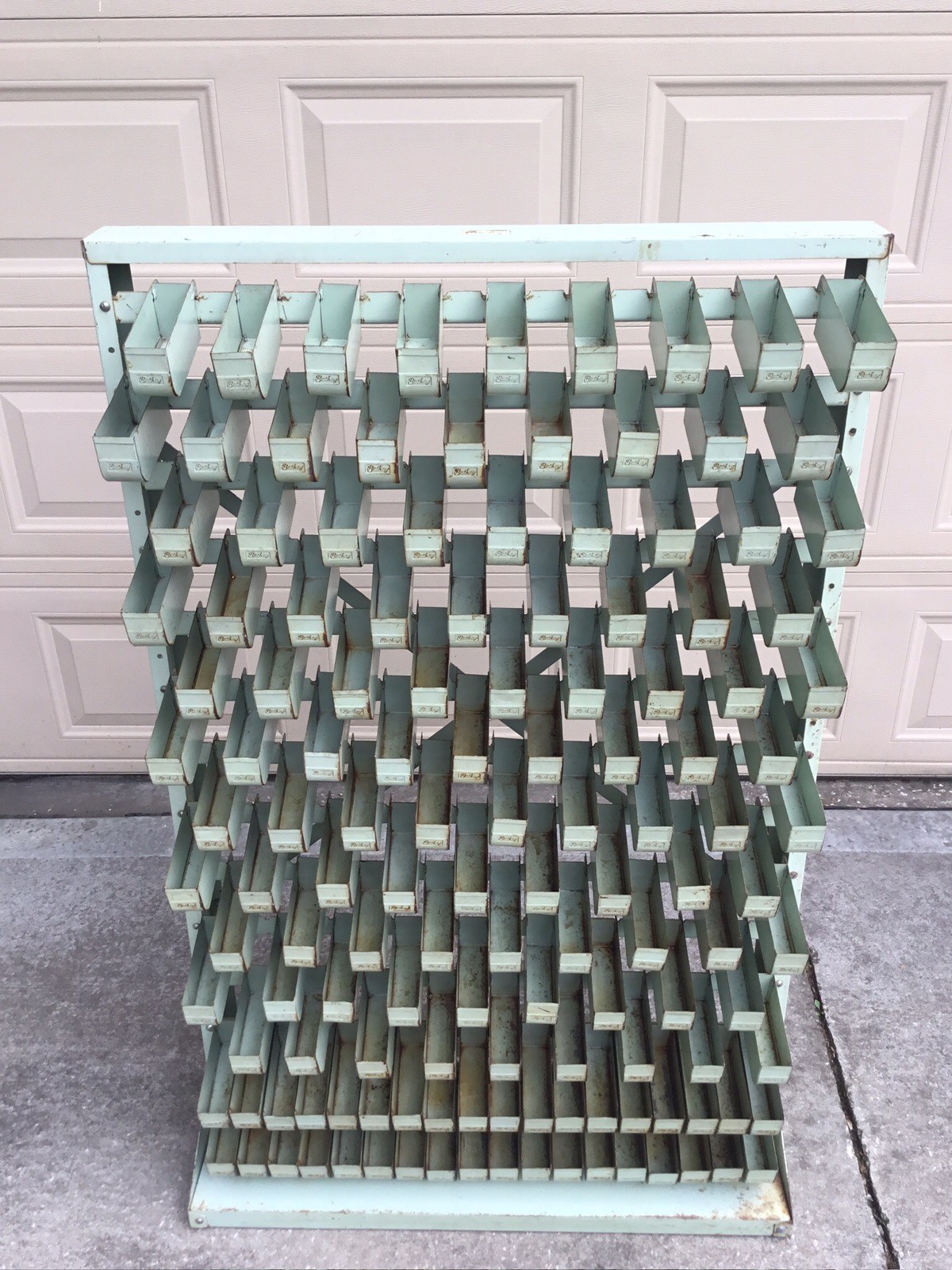 VINTAGE BATHEY HARDWARE STORE METAL DISPLAY FIXTURE SORTING ORGANIZER BOLT BIN