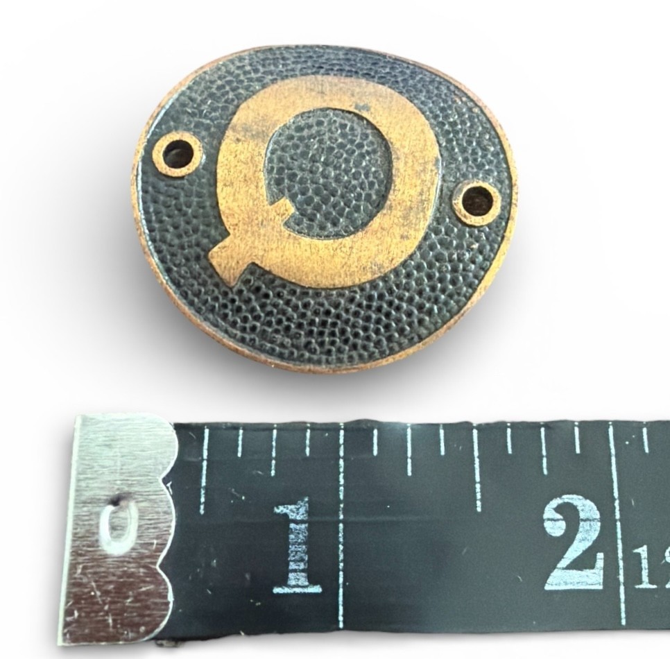 Antique Brass Letter Q Drawer Escutcheon Curved Filing Cabinet Tag c1910s
