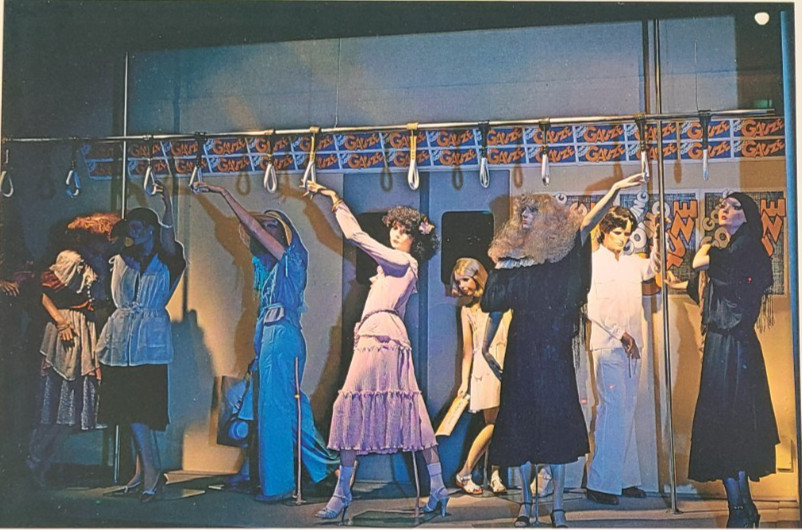 1978 OHRBACH’S, NY WINDOW DISPLAY PHOTO PRINT GOING GOING GAUZE