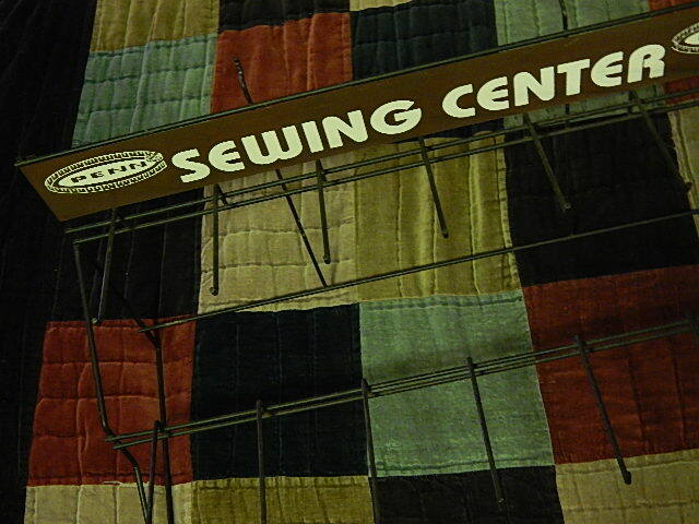 Penn Brand ~ Sewing Center ~ POS Metal Display Rack ~ Retail Crafts ~ Retro USA