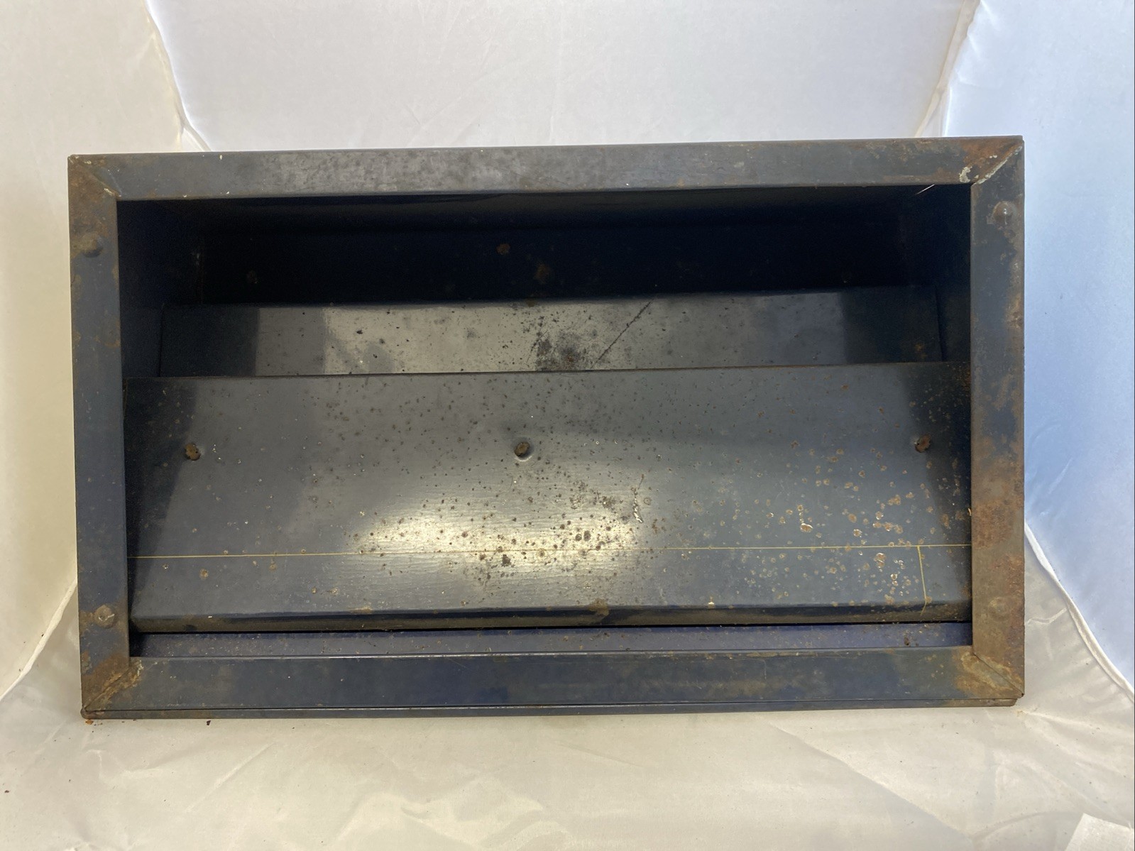 Vintage Clark’s O.N.T. Boilfast Thread Countertop Cabinet Lifting Glass Display