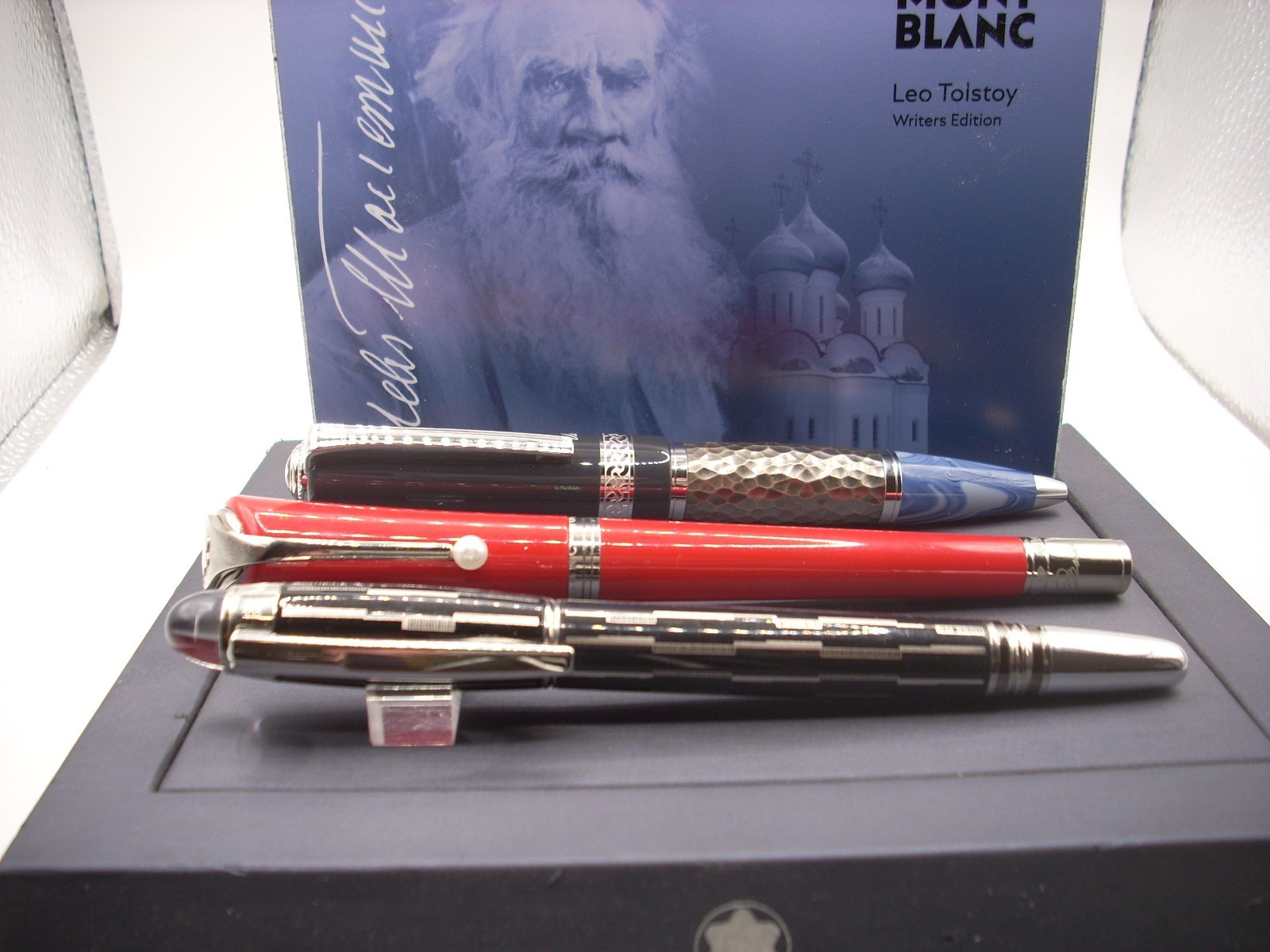 MONTBLANC STORE DISPLAY PEN STAND – SINGLE / MULTIPLE