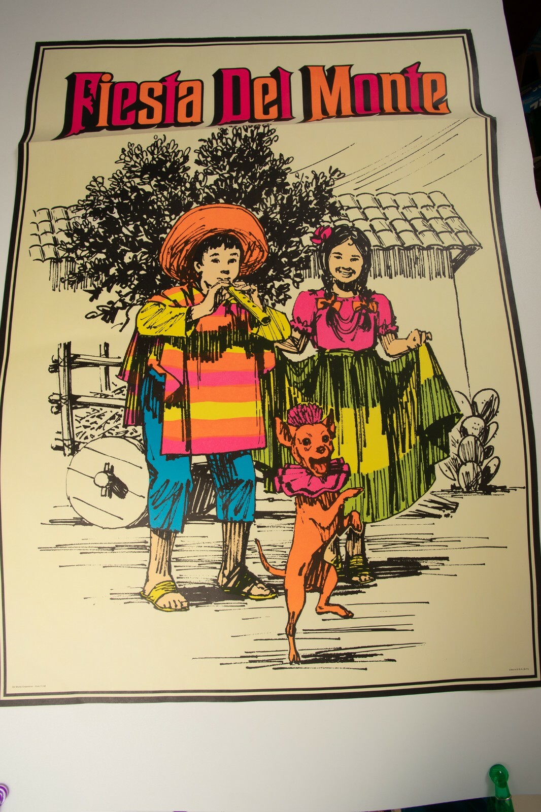 Fiesta Del Monte Advertising Poster (PSTR-11) Kids with Chihuahua 35×25