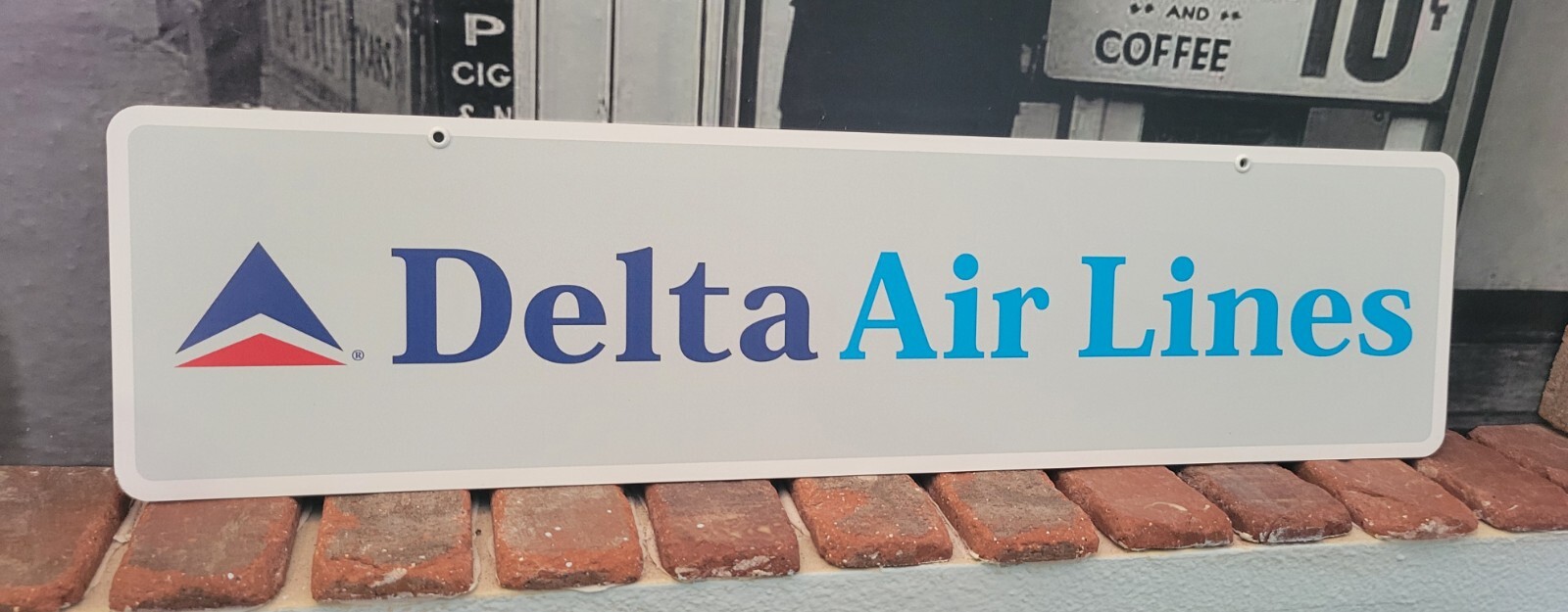 Delta airlines aluminum display sign 6″ x 24″