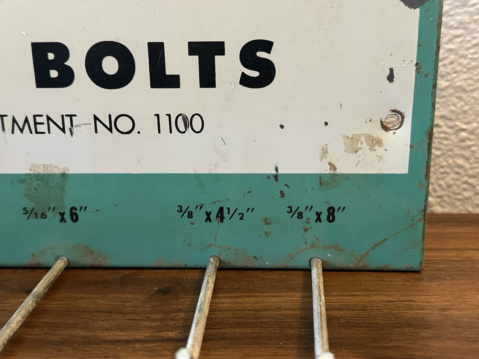 VTG TURNBUCKLES INC. “TURN BUCKLES & EYE BOLTS” METAL STORE DISPLAY. SEA-FOAM