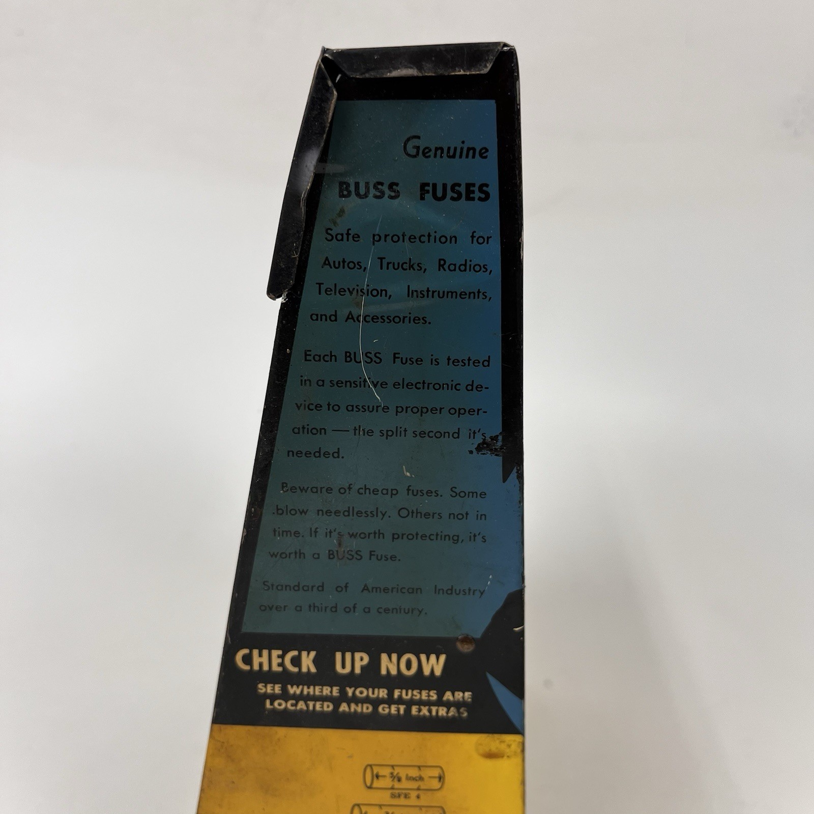 Vintage Automotive Buss Fuse Counter Display Car Truck Parts Store USA