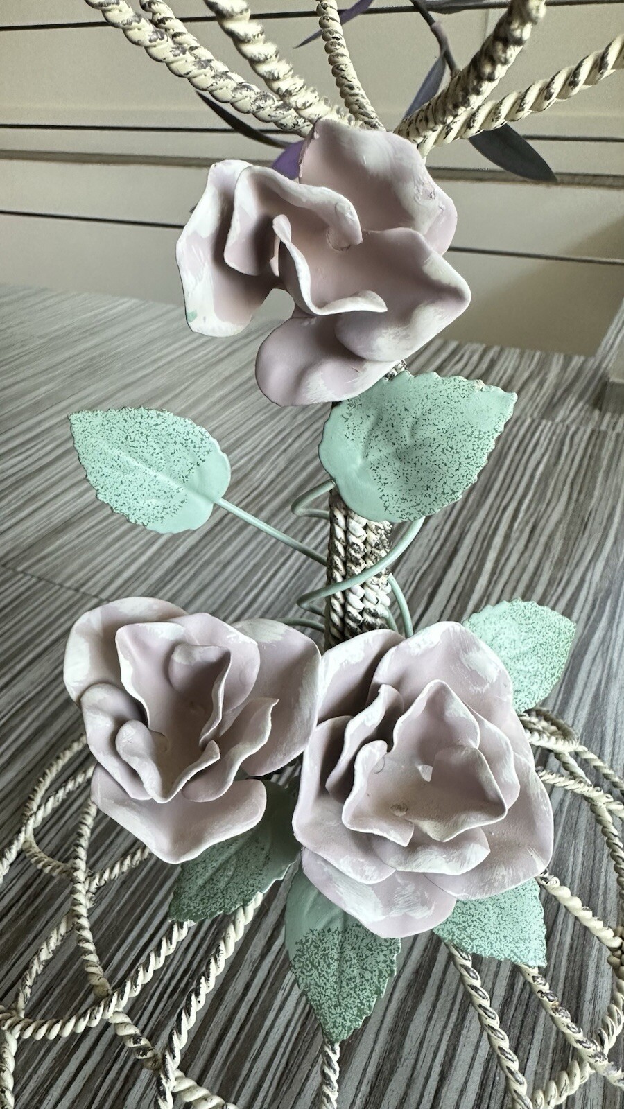 Vintage Antique Twisted Wire Metal Tole White & Pink Rose Hat Stand