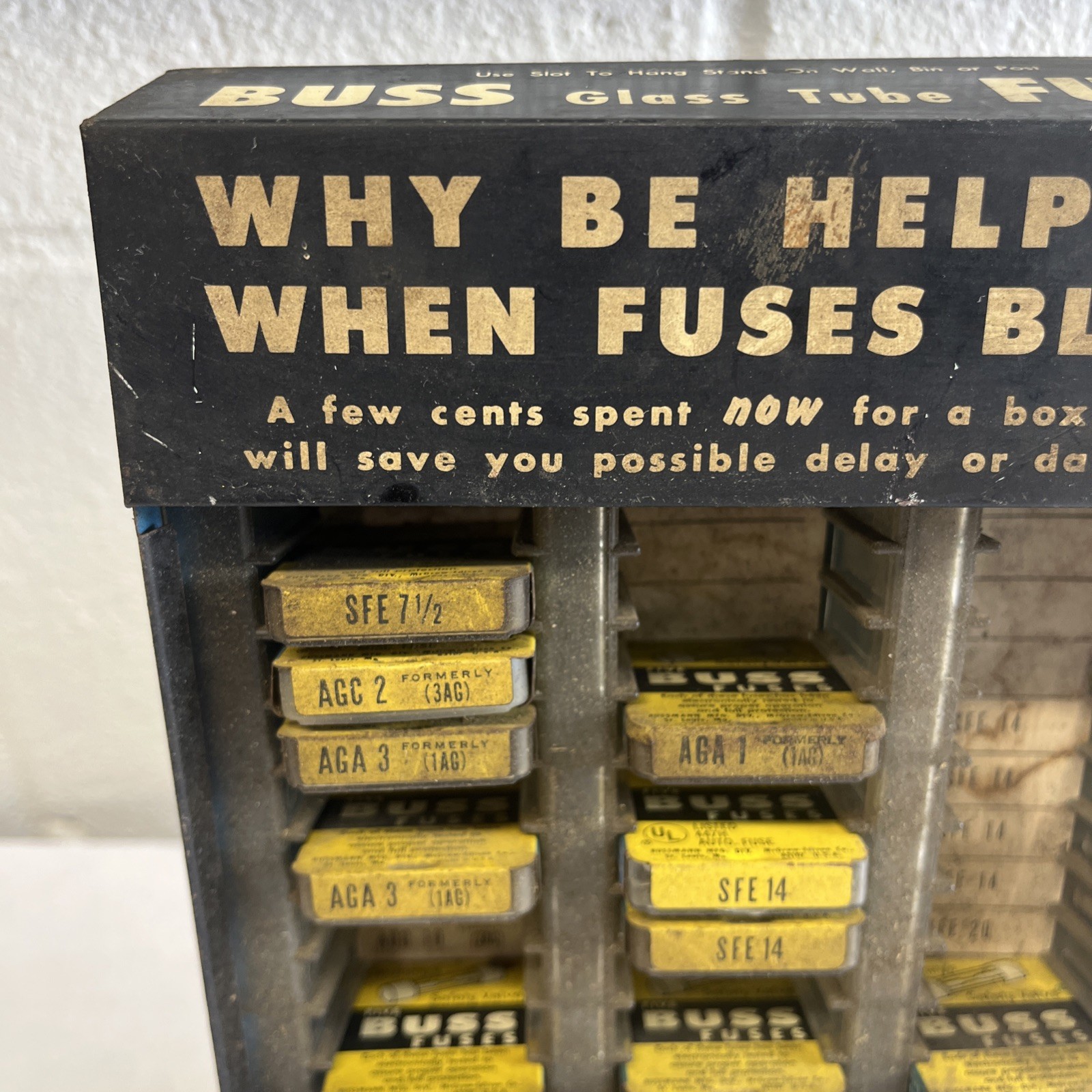 Vintage Buss Fuse Glass Tube Display Rack With A Lot Of Fuses Original No Rust