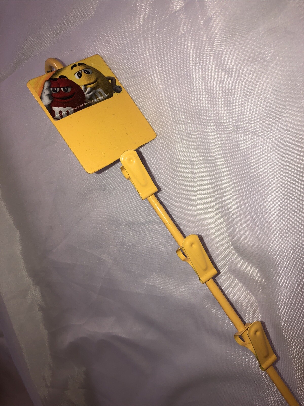 M & M Yellow Metal Clip Hanging Store Display 32” Long 12 clips