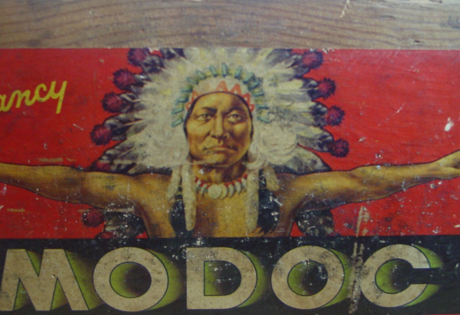 Vintage MODOC BRAND PEARS Crate w/ American Indian Logo Modoc Orchards Co Oregon