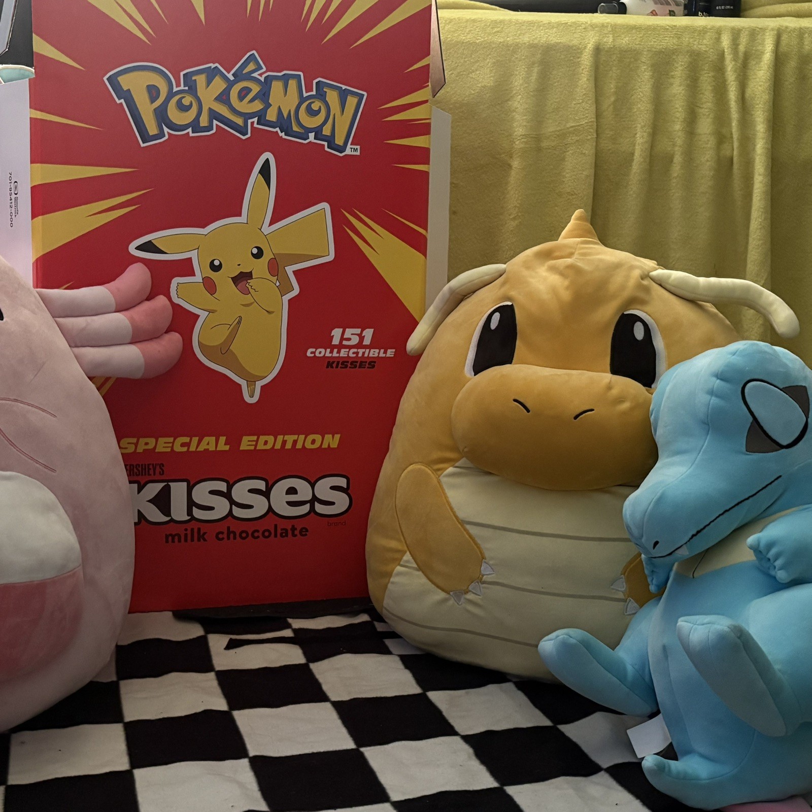 2025 Pokémon Hershey Kiss Promotional Store Display! Pikachu RARE