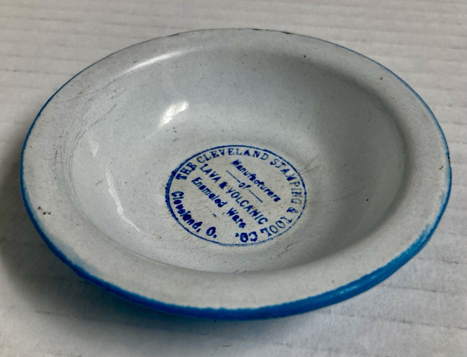 Antique SALESMAN SAMPLE Bowl-Manufacturers Of Lava & Volcanic Enameled Ware
