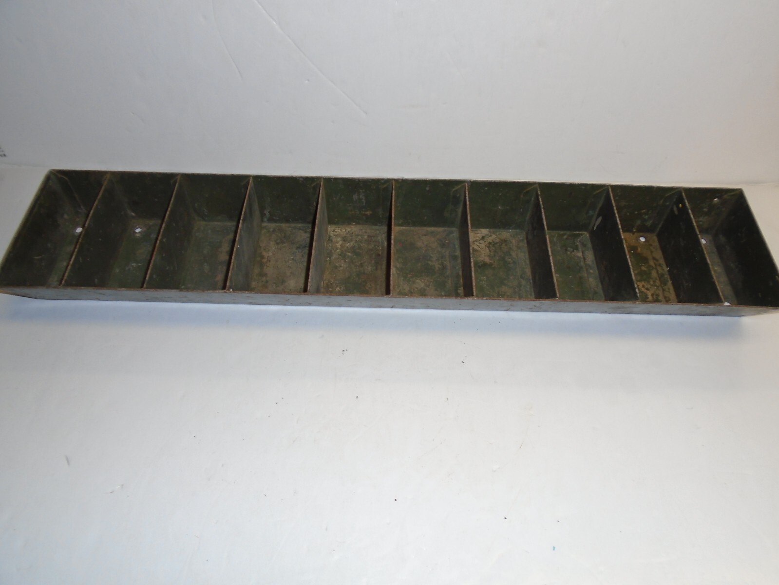 Antique HARDWARE STORE METAL PARTS BIN TRAY – (10) Compartments – NO RUST!