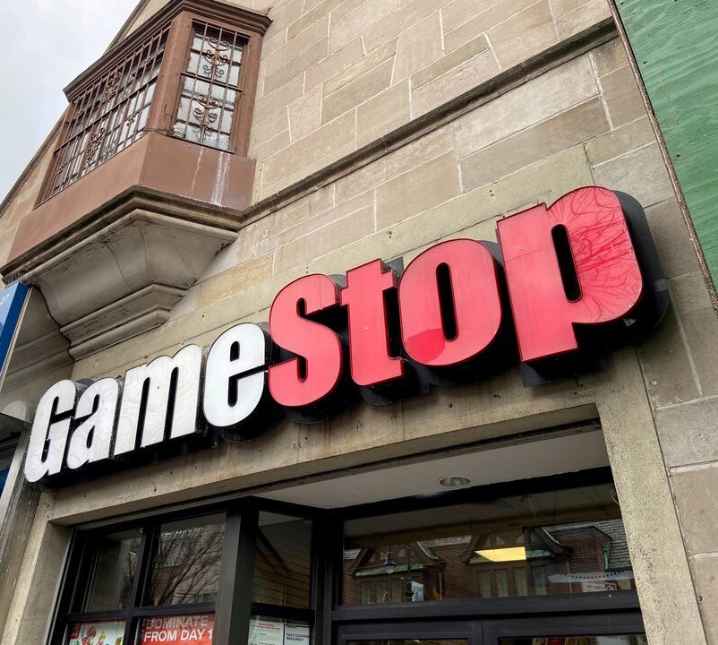 Authentic Massive 18FT Retired GameStop Sign – Lighted Retail Store Display Rare