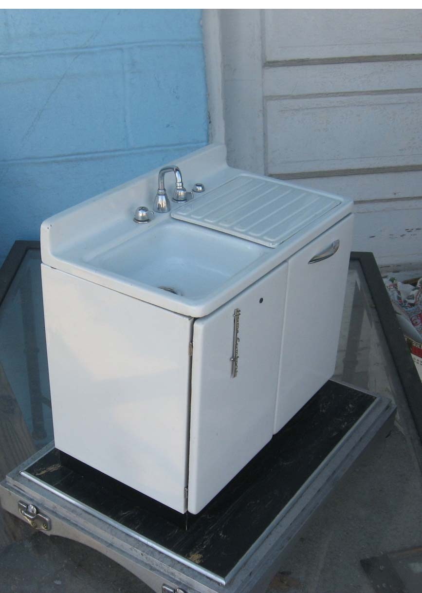 HOME COMFORT SALESMAN SAMPLE SINK WROUGHT IRON RANGE STOVE CO ST LOUIS MO
