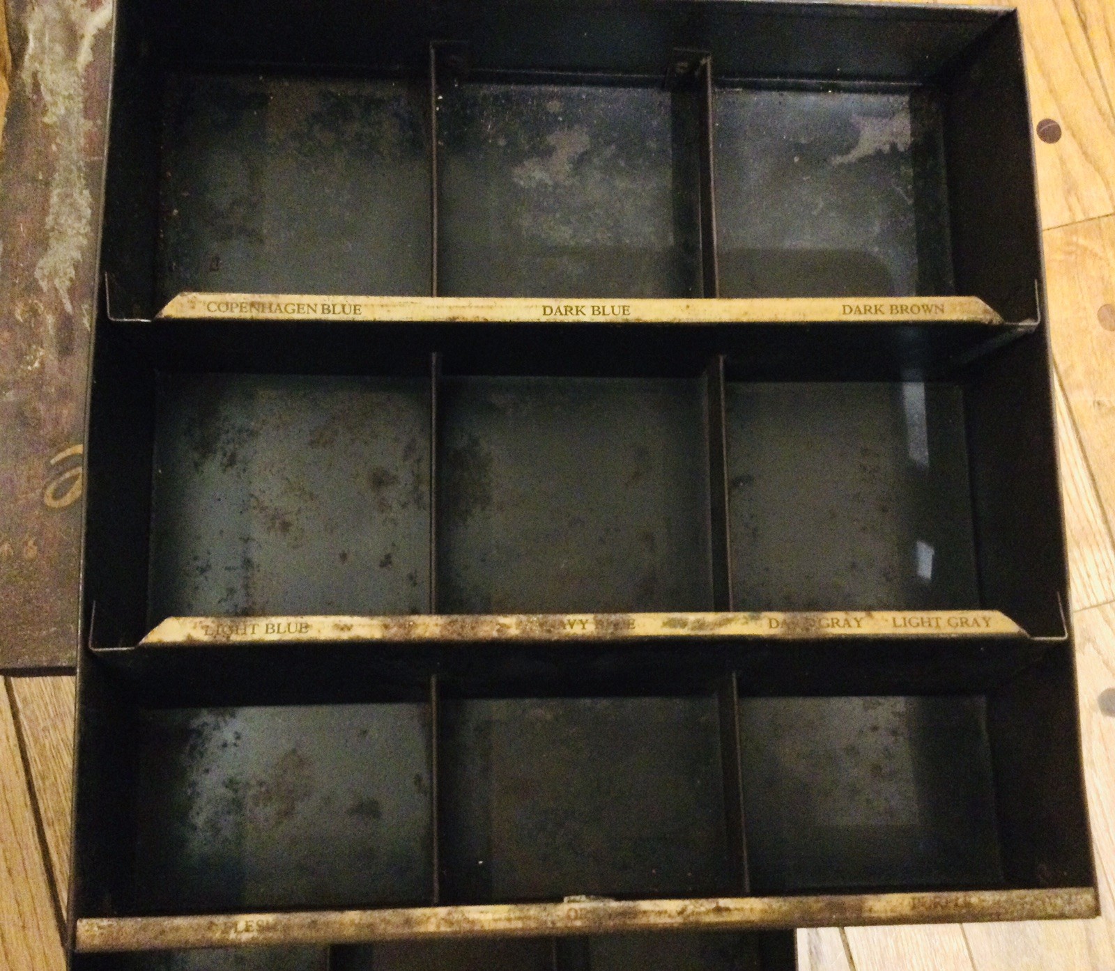 ANTIQUE c.1920 ADVERTISING GENERAL STORE DISPLAY CABINET “NEVER SAY DYE SAY RIT”