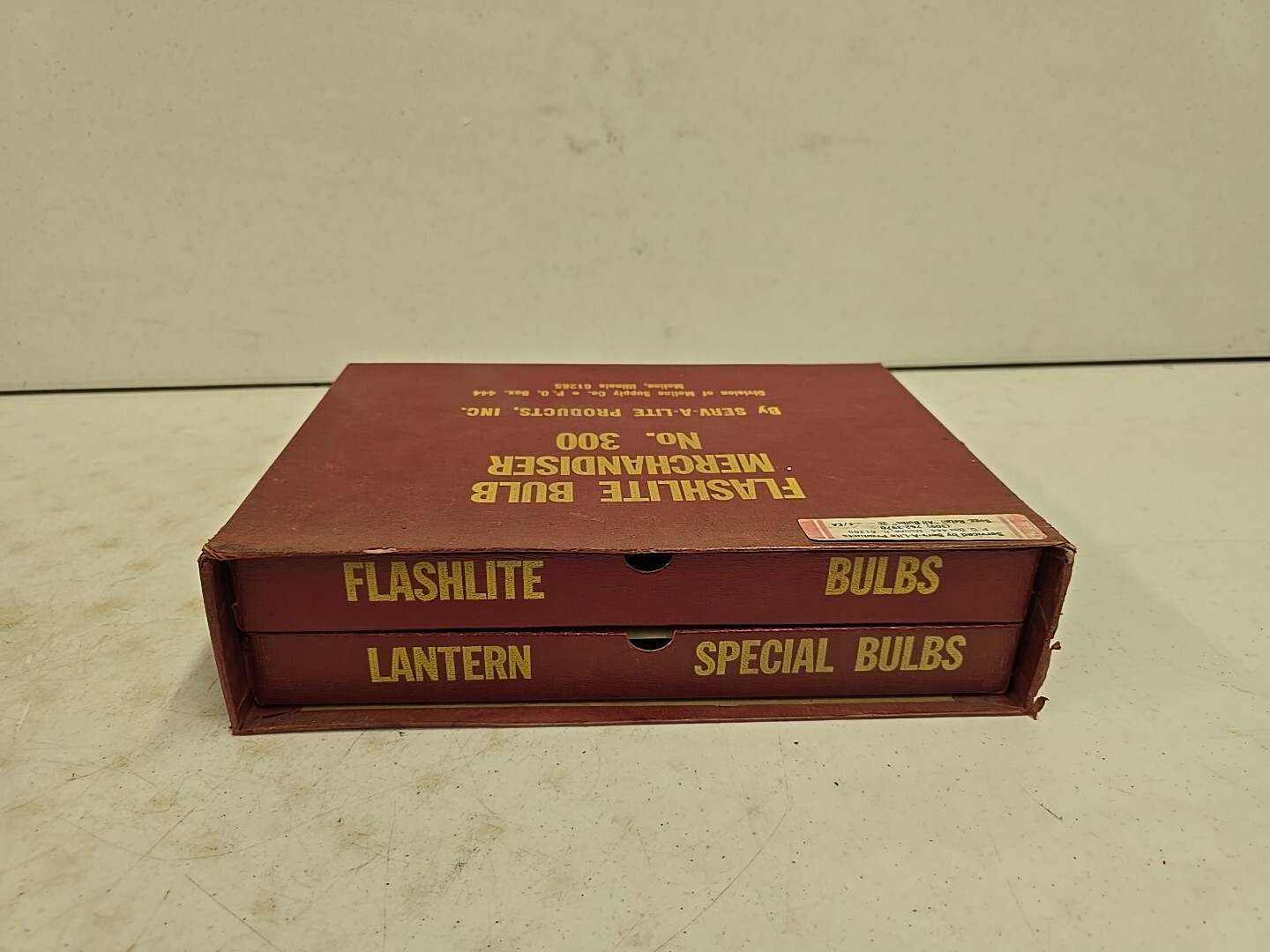Vintage Serv-a-lite Moline IL Flashlight Bulb Merchandiser No. 300 Store Display