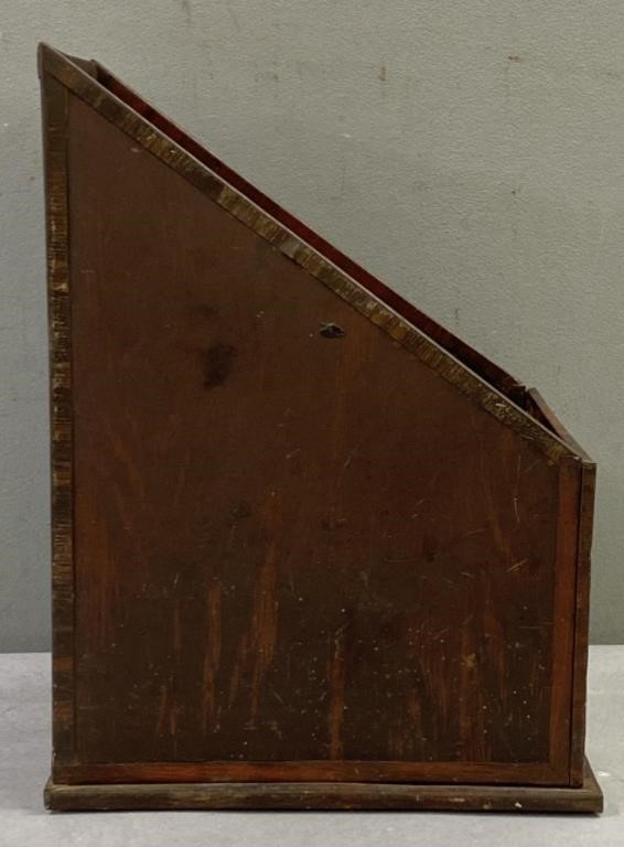 C. 1900’s Maryland Maid Wood Advertising Lady Golfer Golf Store Display