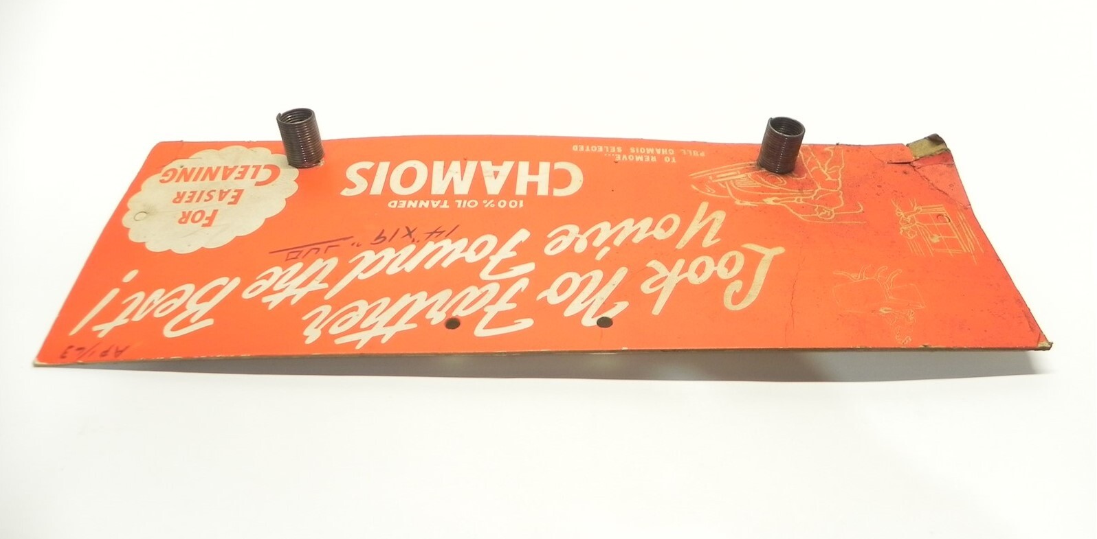 VINTAGE 1940’S CHAMOIS 100% OIL TANNED SPRING HOLDER CARDBOARD DISPLAY 17″x6″