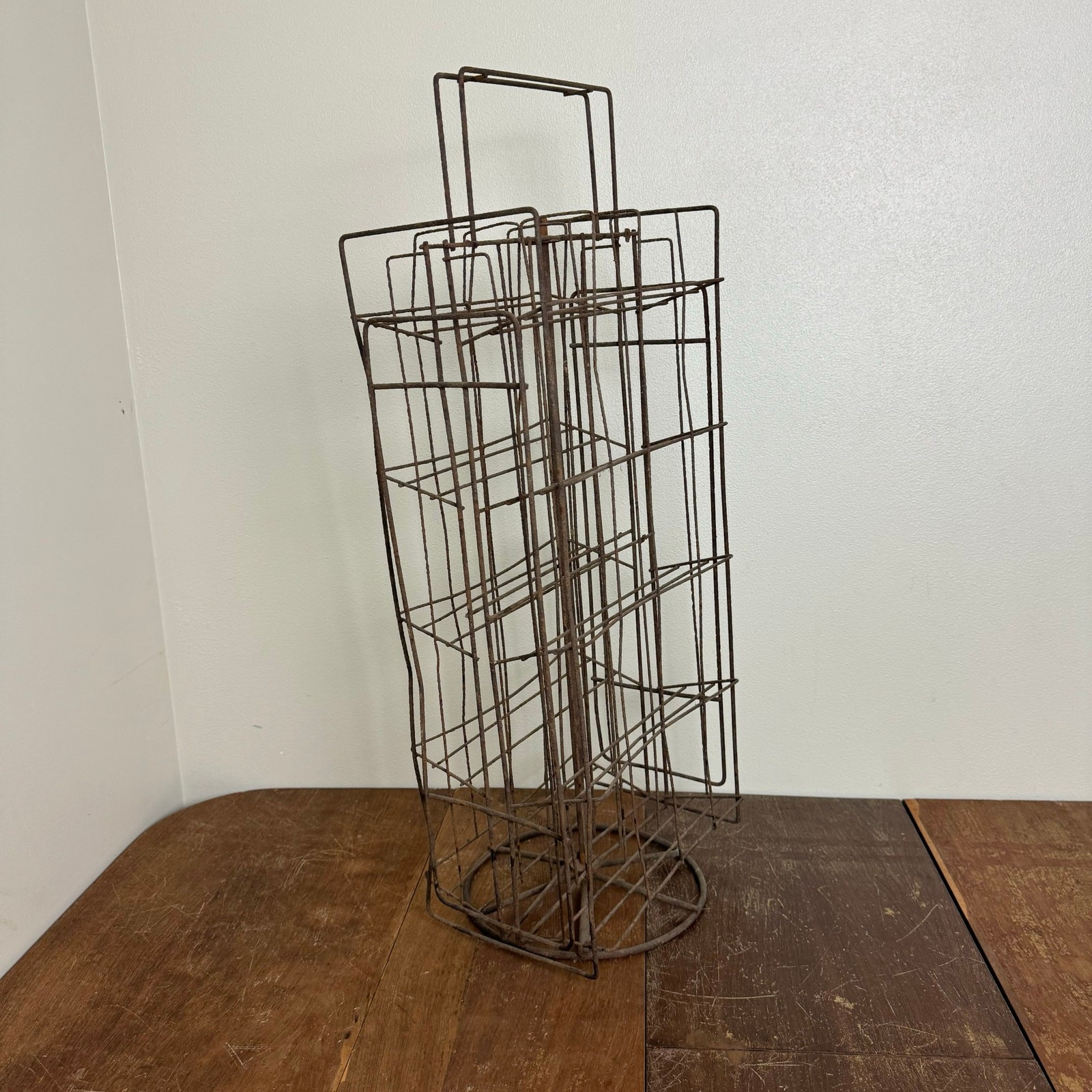 Vintage Shabby Chic Metal Wire rotating merchandise Floor display Vendor Booth
