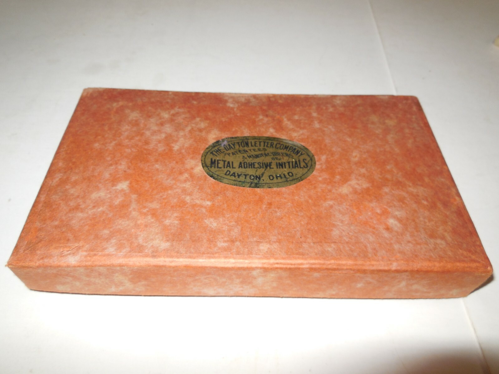 A4 Dayton Metal Letters Adhesive Retail Countertop Display Box With Letters