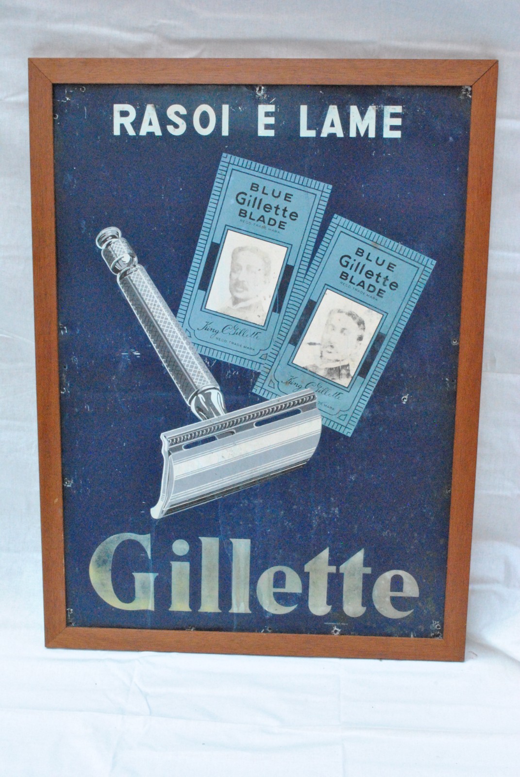 RARE Vintage ’50s Metal Signboard GILLETTE BLADE Metal Sign 70 x 50