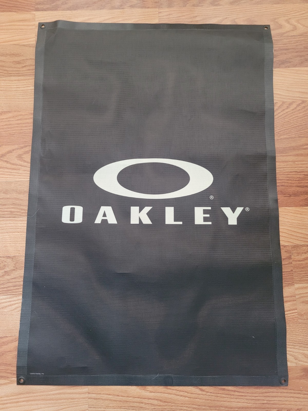 Oakley Sunglasses Dealer Banner – canvas/mesh- 40″ x 27″
