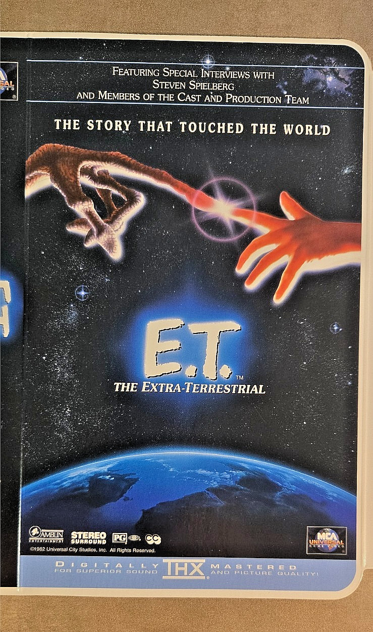 Rare 1982 E.T. Extra-Terrestrial Movie Store Standee & Wendys 2002 Promo Display