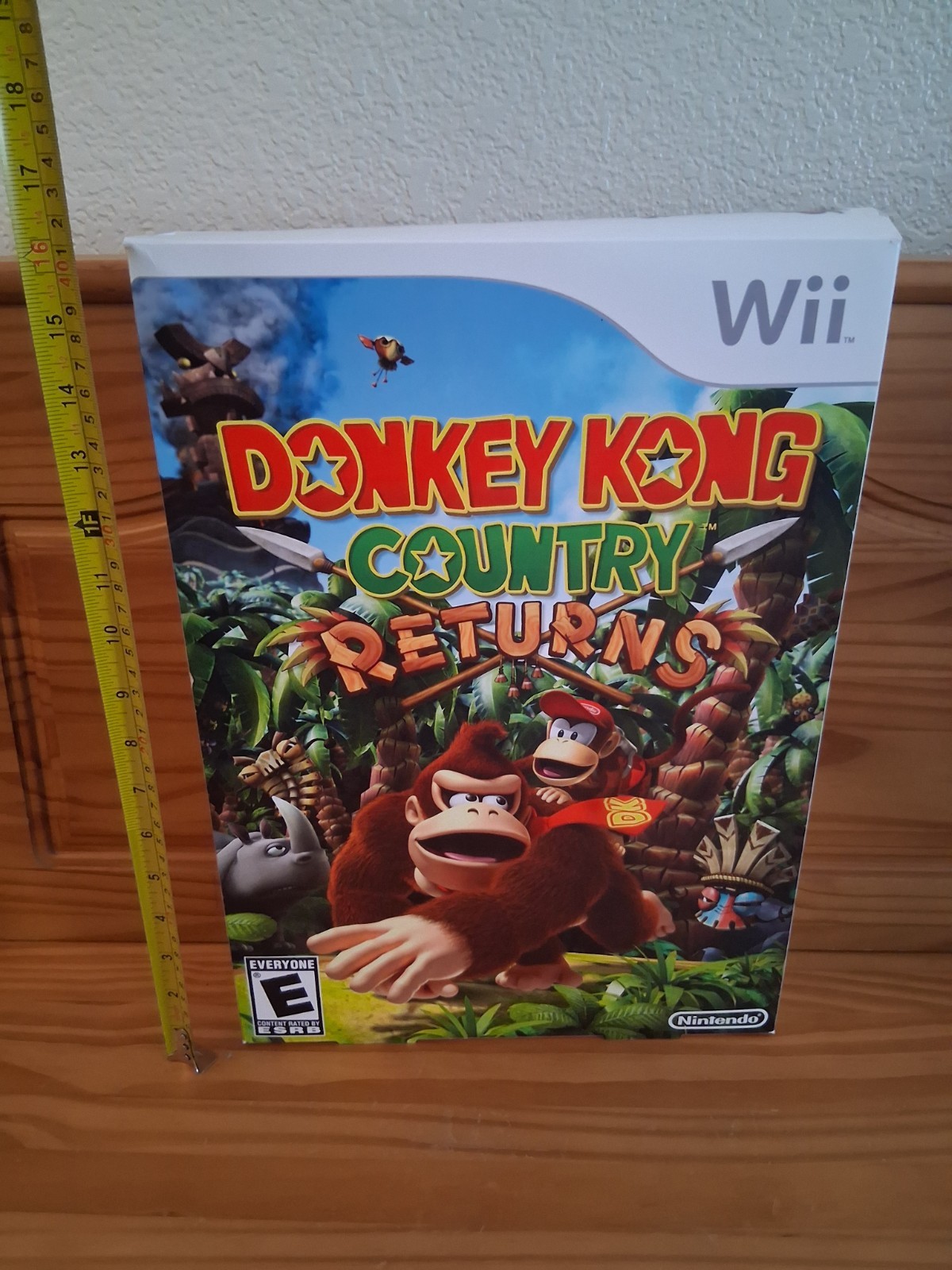 Donkey Kong Country Nintendo Wii Videogame Gamestop Large Promo Display Box Rare