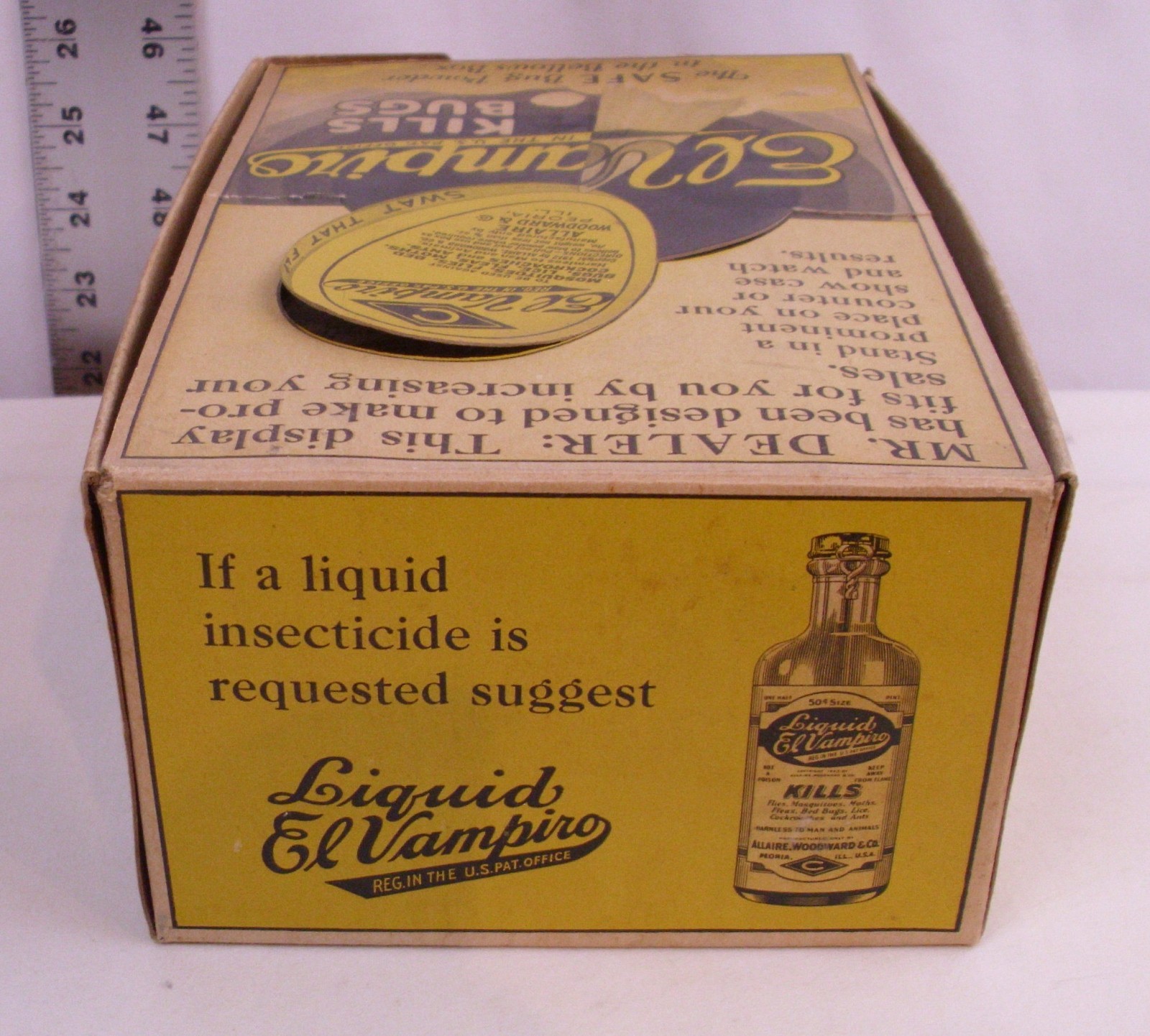 EL VAMPIRO KILLS BUGS 1900s COUNTER SIGN DISPLAY BOX