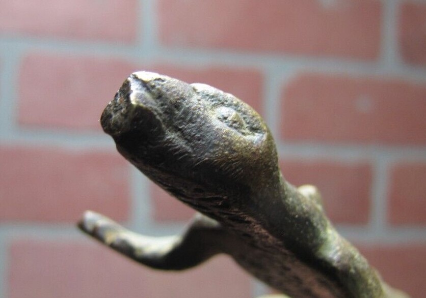 COMPLIMENTS OF C BUCHHOLTZ Co HOBOKEN NJ Antique Advertising Gecko Lizard