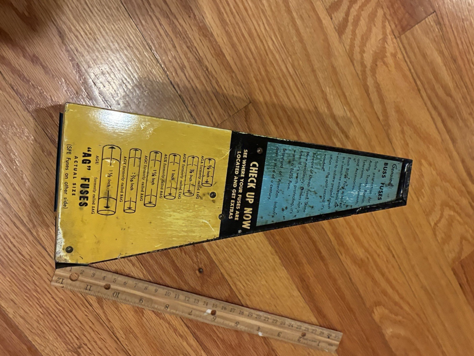 Vintage Advertising Display Case – BUSS GLASS TUBE FUSES – WHY BE HELPLESS WHEN?