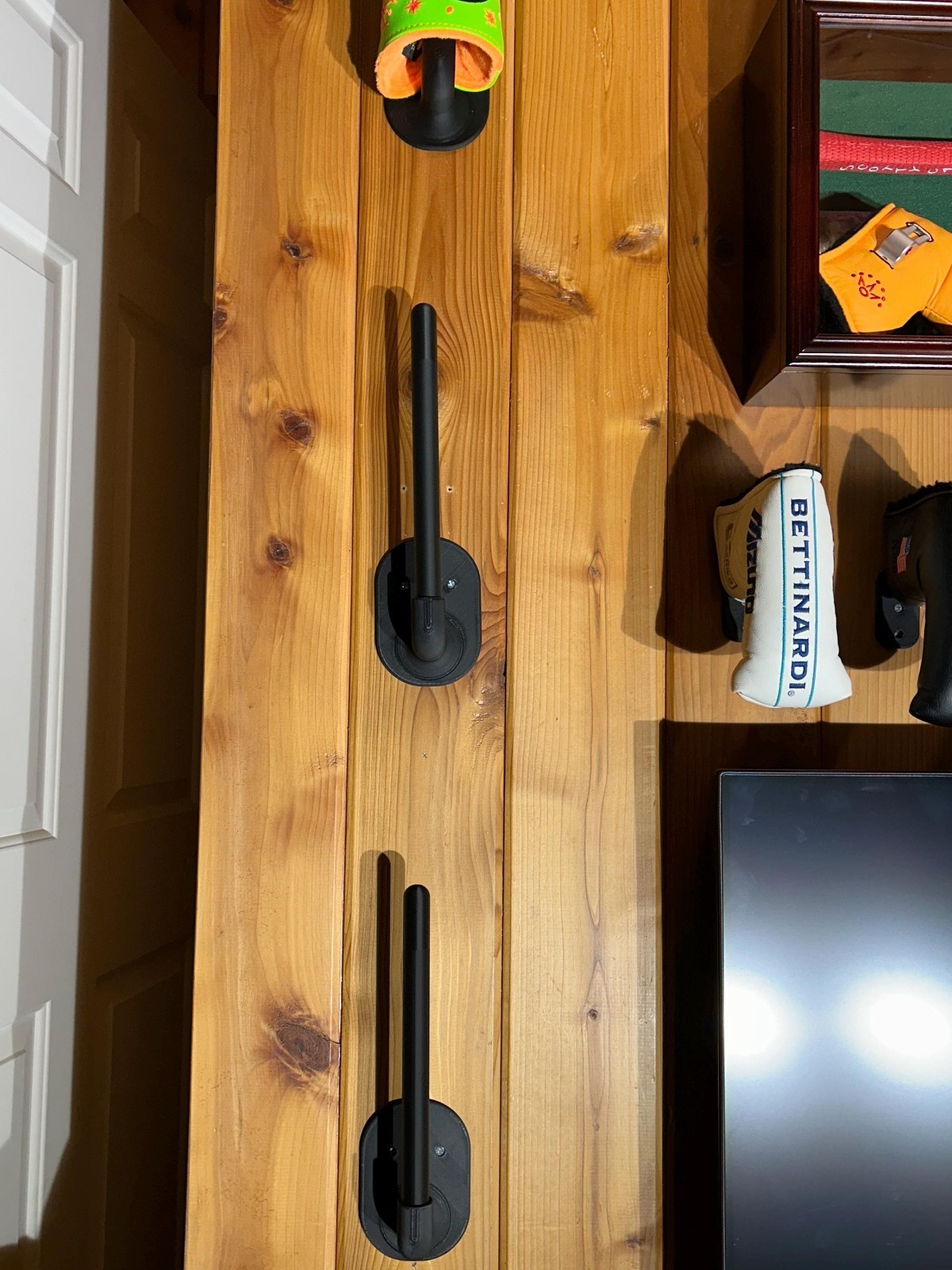 Hatch, SWAG, Betti & Others – (2) Wood Headcover Wall Display Mounts