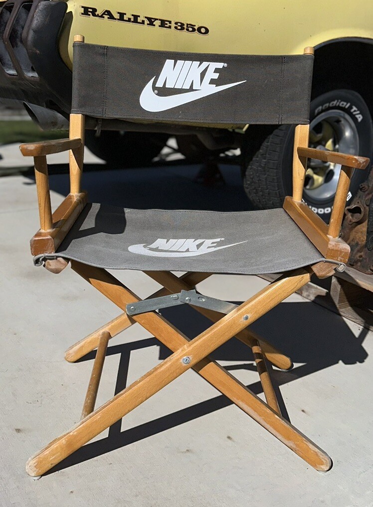 VTG RARE 1980s NIKE DIRECTOR RETAIL DISPLAY CHAIR ADVERTISEMENT PROMOTIONAL ITEM