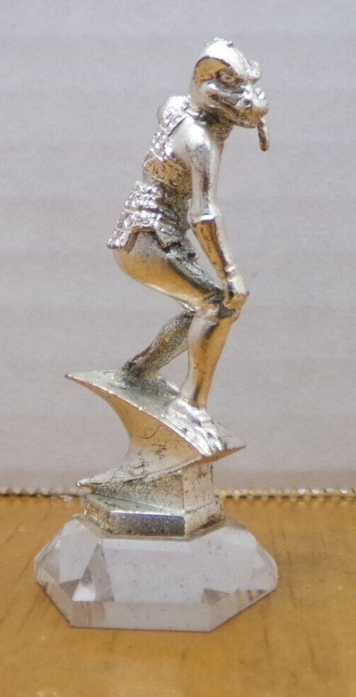 USED REPLACEMENT PIECES FOR STAR TREK 1992 CHESS SET THE GORN & KLINGON GUARD