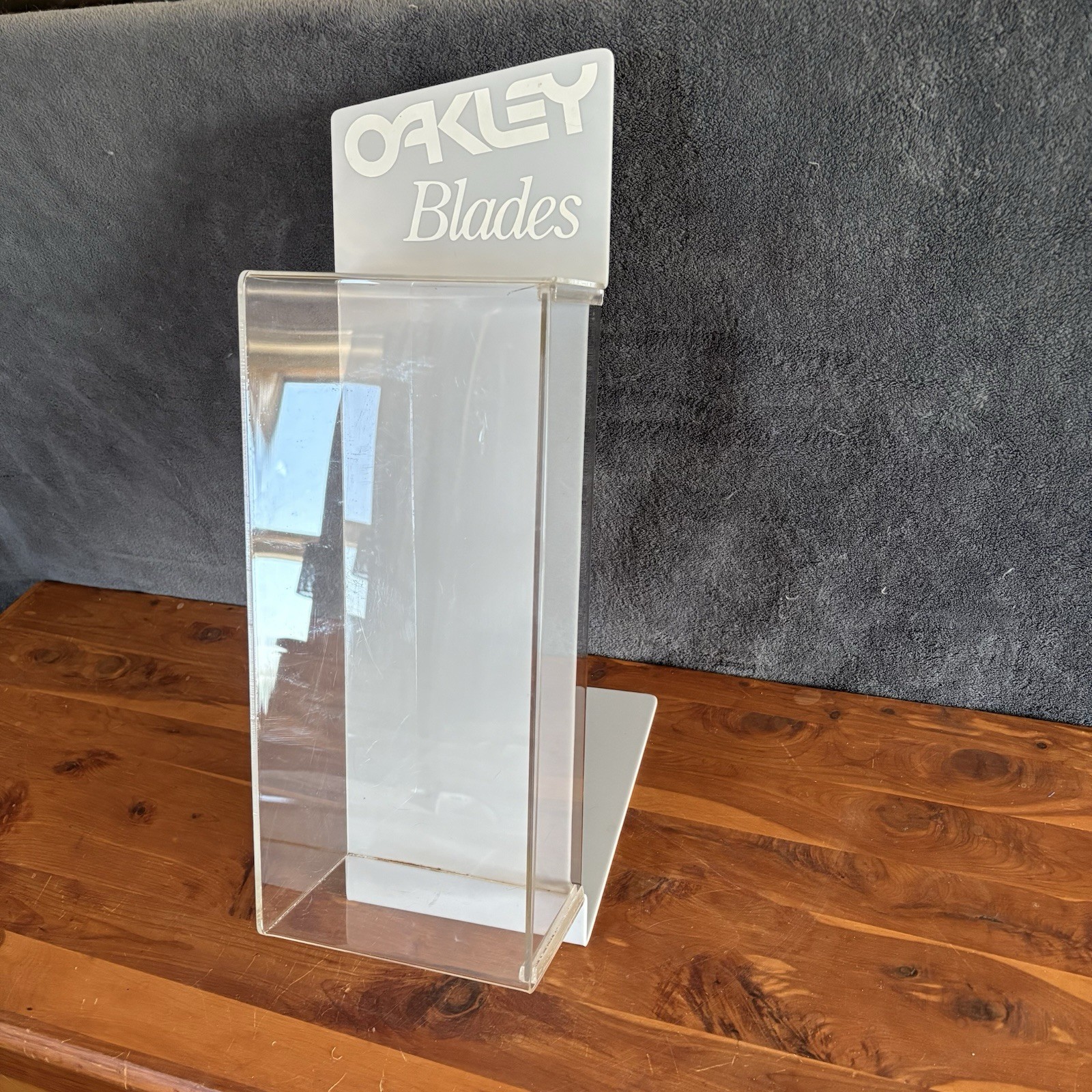 Vtg 1985 OAKLEY BLADES Sunglasses Store Countertop Display Case OG 1st Gen RARE