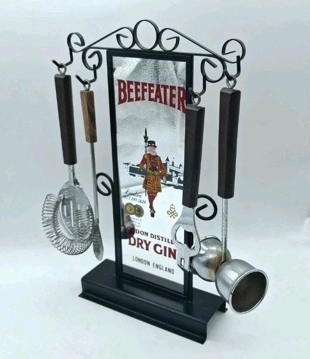 BEEFEATER GIN ADVERTISING MIRROR SIGN DISPLAY-BAR SET-70′-VINTAGE